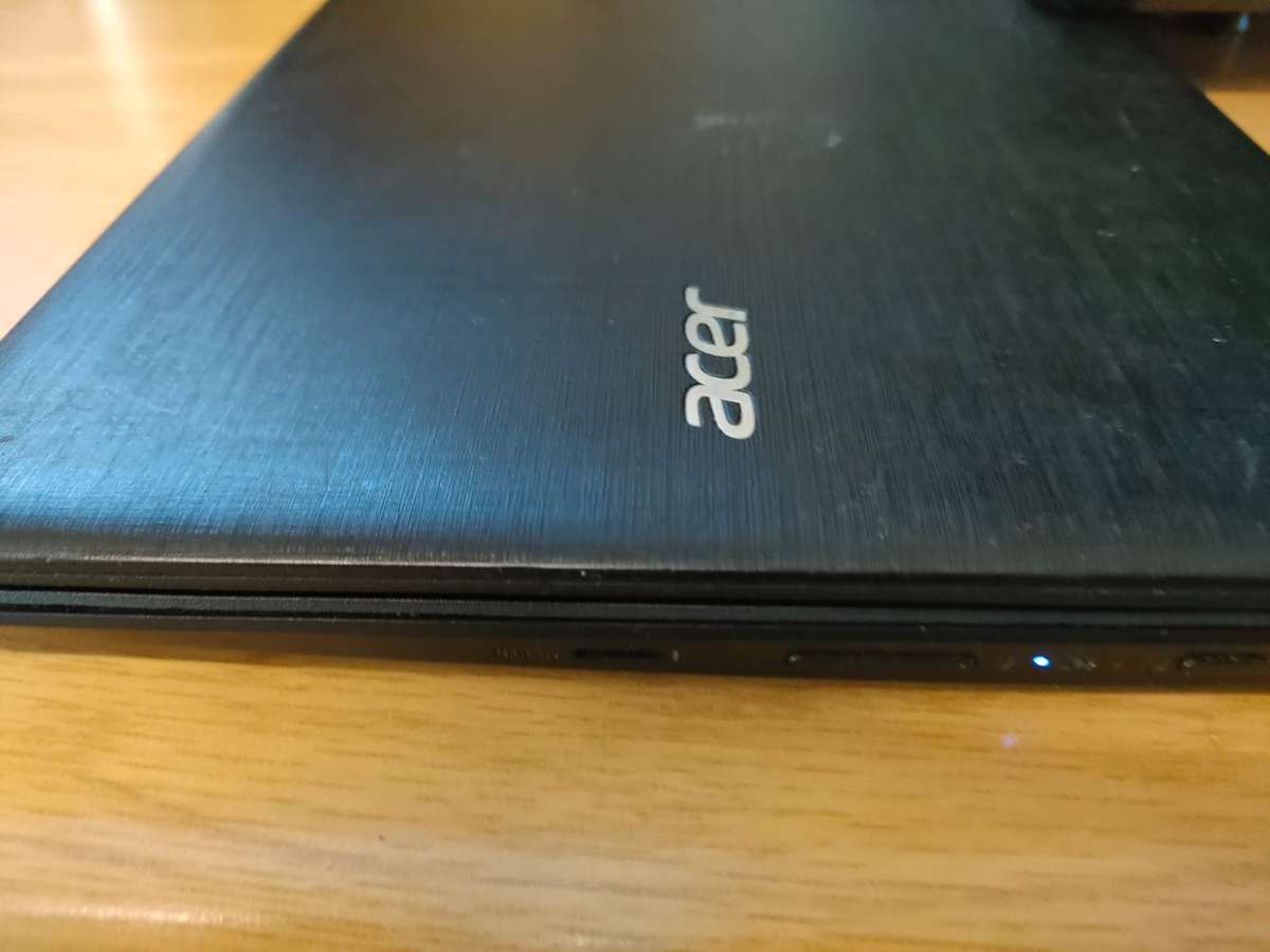 Acer Spin 1 SP111