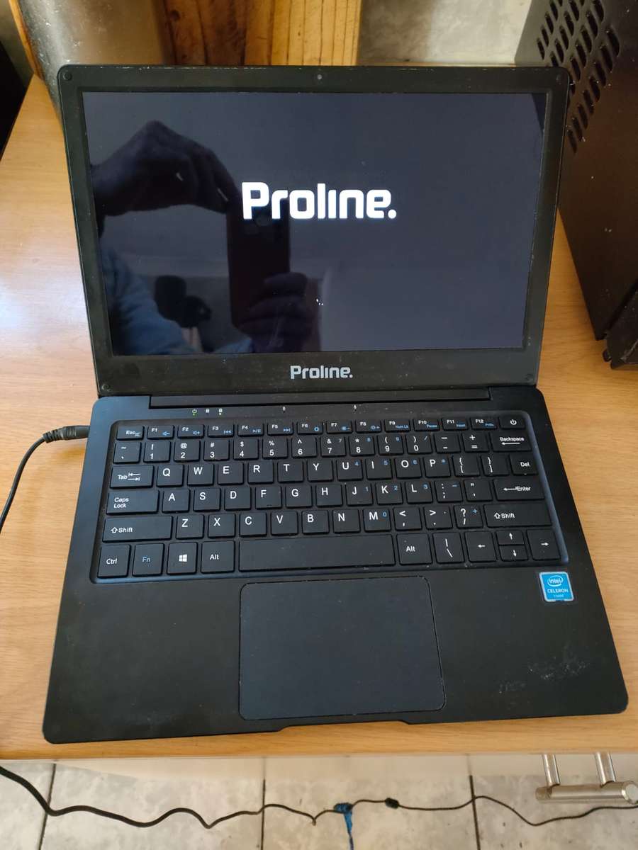 Proline V1165C4 Celeron N4020 4GB 160GB HDD 11 Inch Notebook