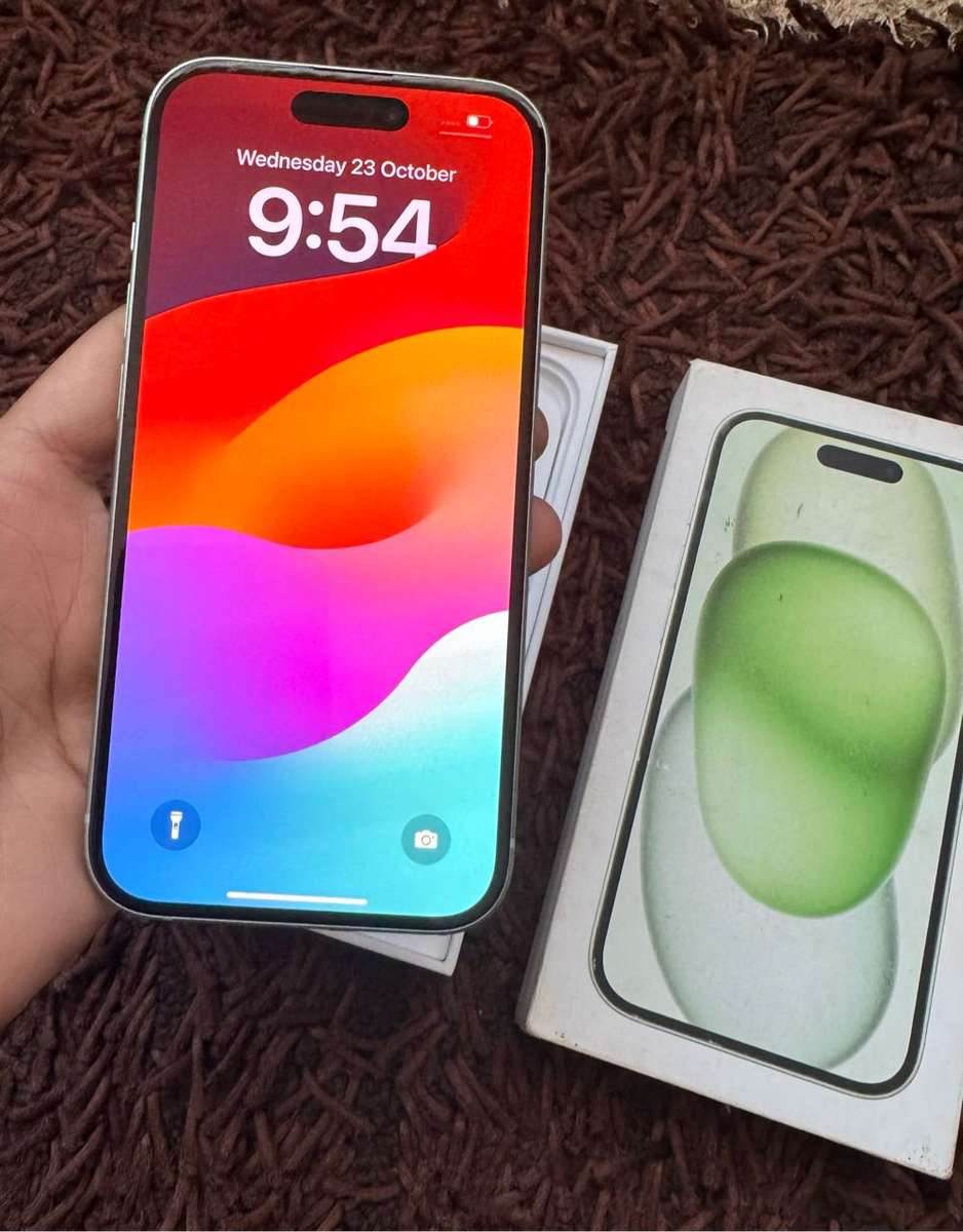 iPhone 15 128gb Green color