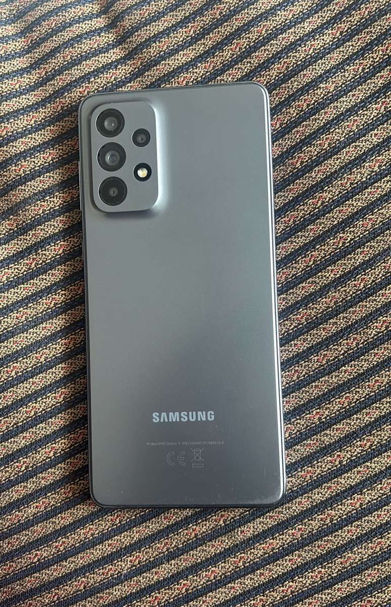 Samsung A73 128gb 6gb ram