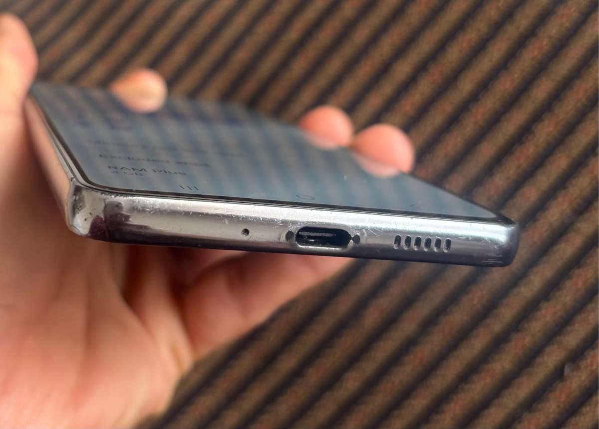 Samsung A73 128gb 6gb ram