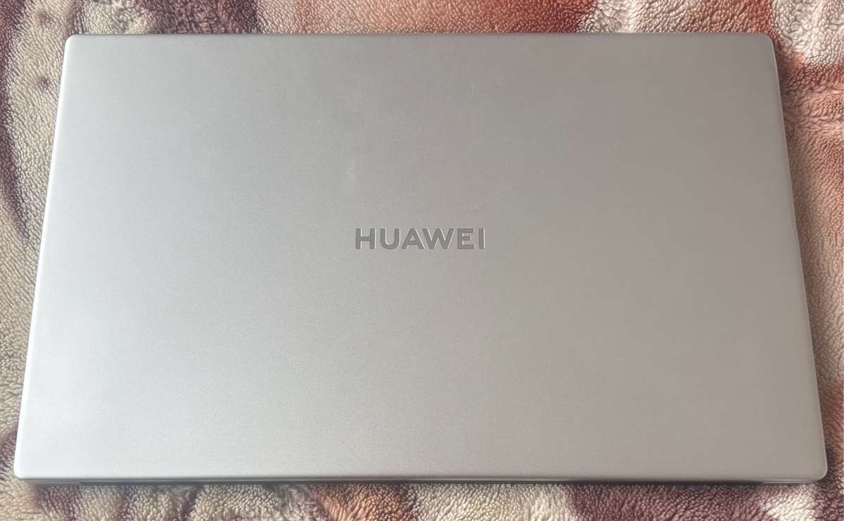 Huawei matebook D15