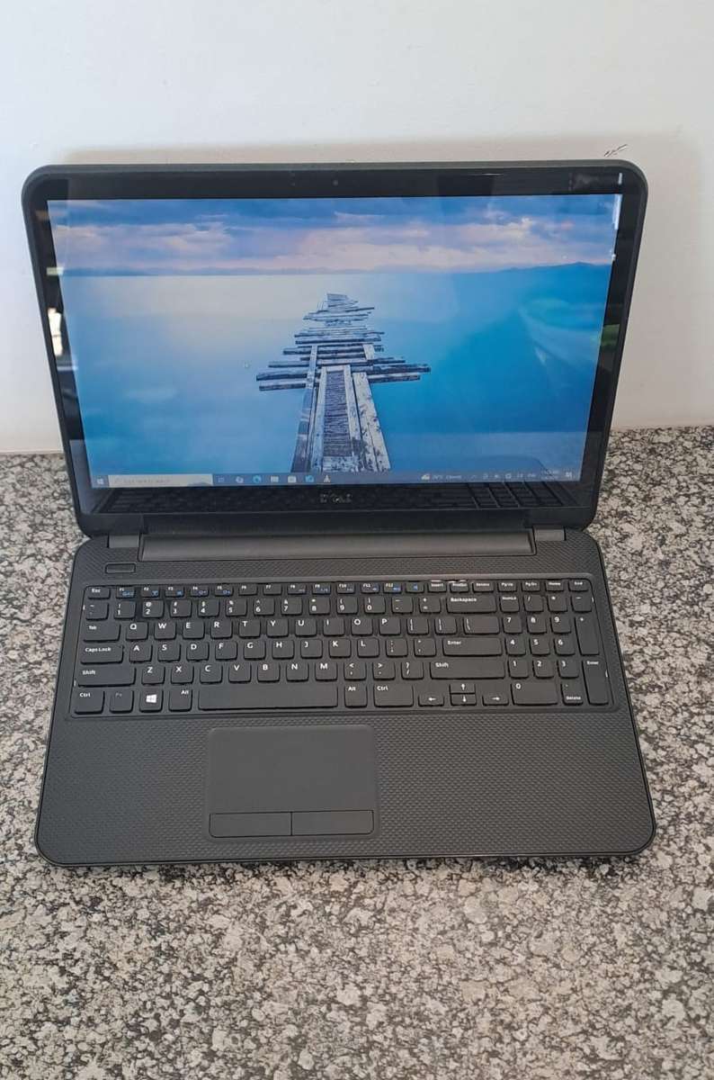 Dell Inspiron 3537 i7 touchscreen Laptop