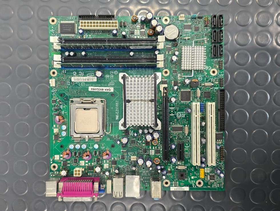 Intel 775 Motherboard