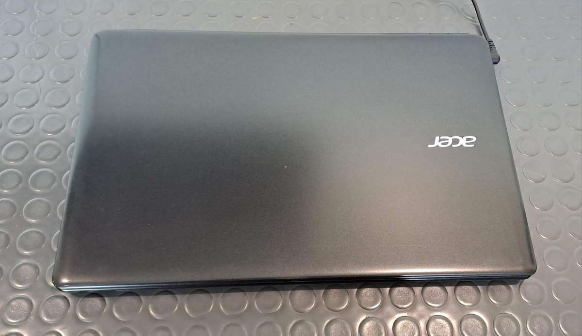 Acer i7 Laptop AUCTION SPECIAL NOW ON