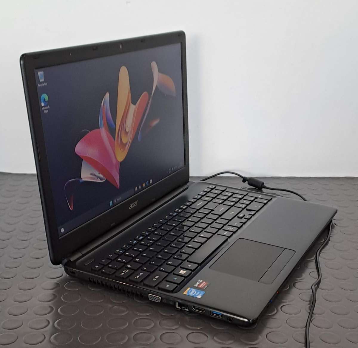 Acer i7 Laptop AUCTION SPECIAL NOW ON