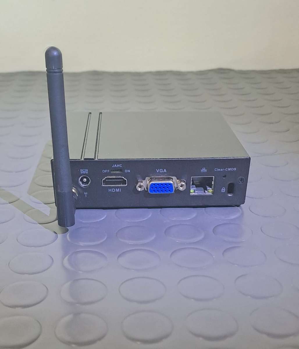 Intel Celeron Mini PC
