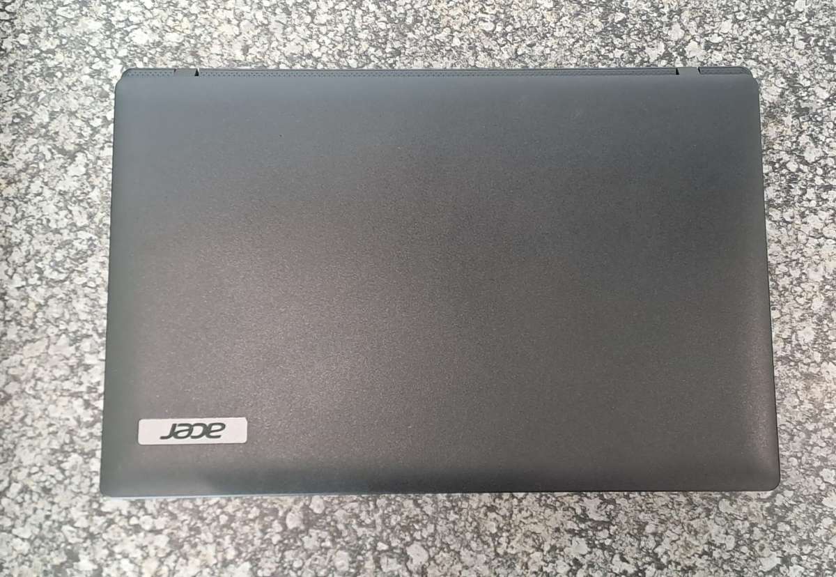 Acer Laptop - * i3 *