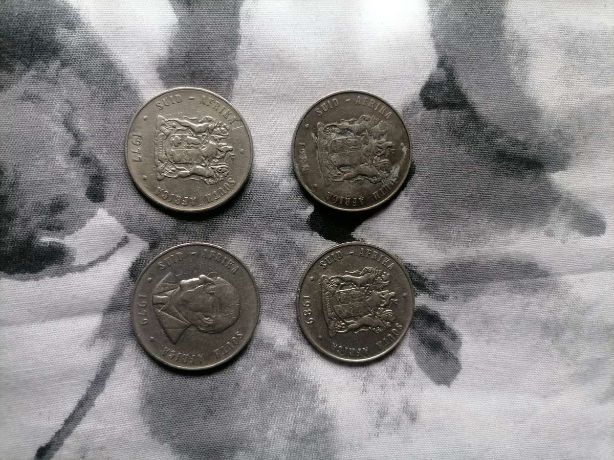 South African Mix R1 Coins