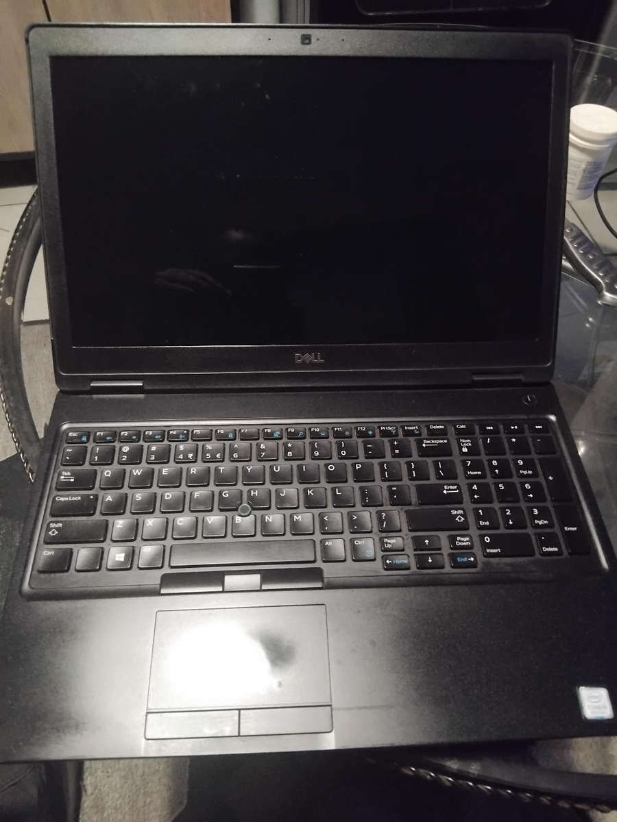 Dell latitute 5590 core i5 8th gen