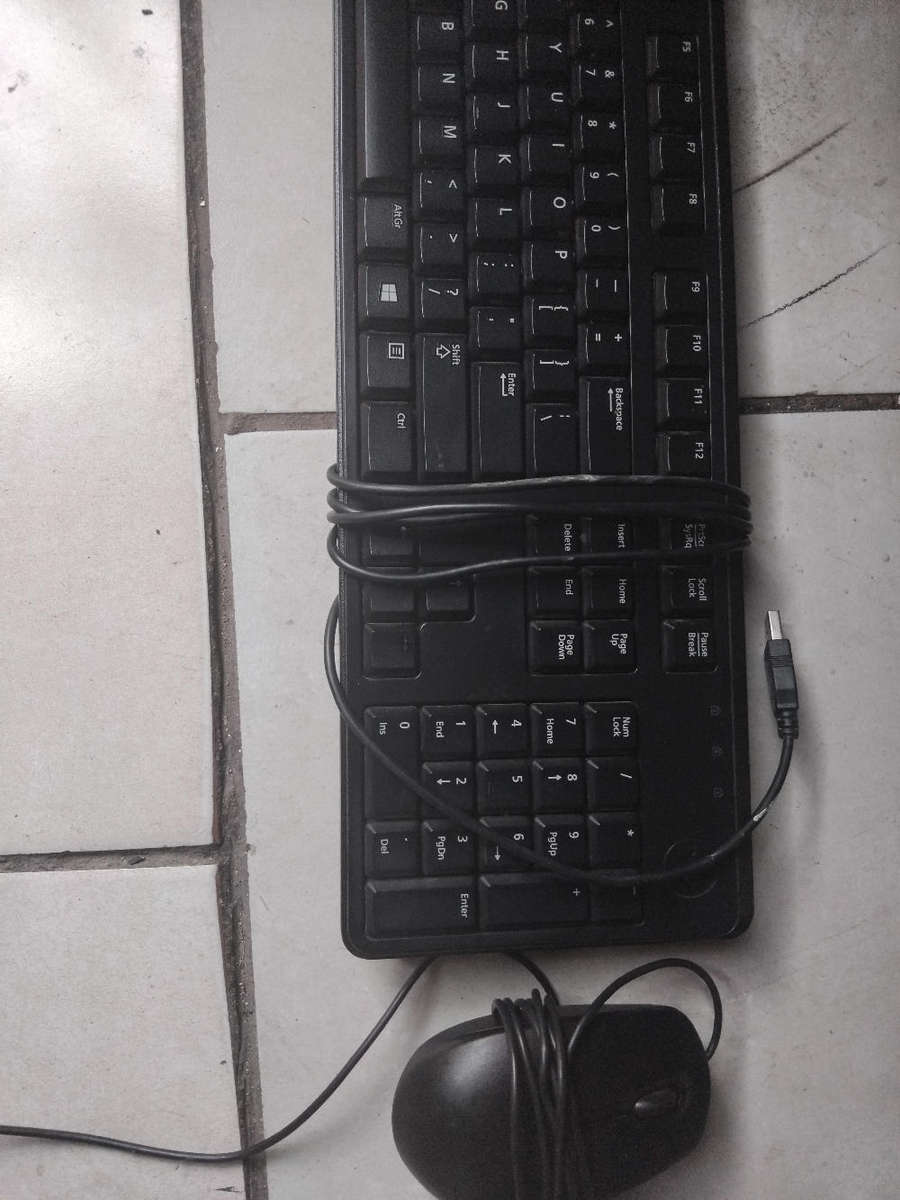 Dell vostro 3668 core i5 7th generation desktop