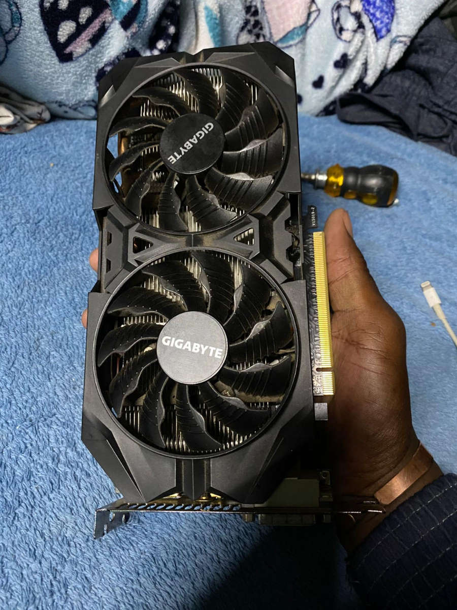 Gigabyte AMD Radeon R9 380 4GB GDDR5 256bit Graphics Card - Pre-owned