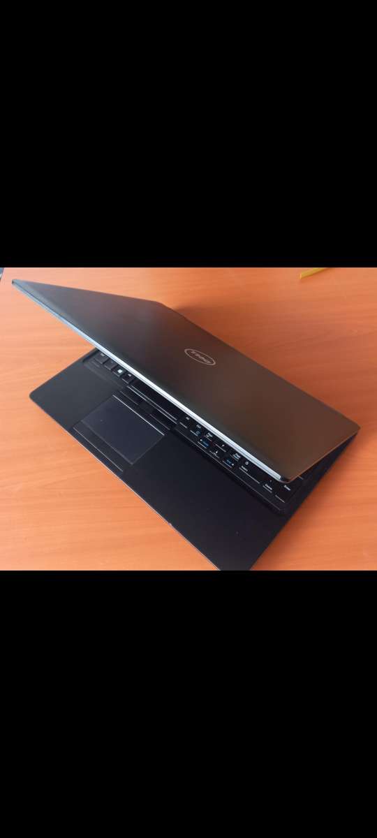Dell latitude 5580 core i7 7th generation