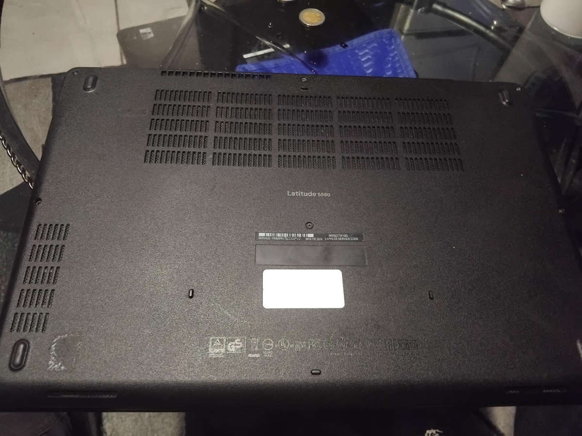 Dell latitute 5590 core i5 8th gen