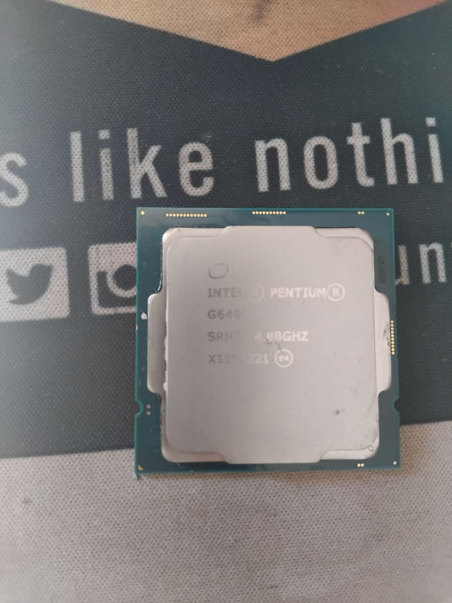 Intel pentium 10th gen cpu