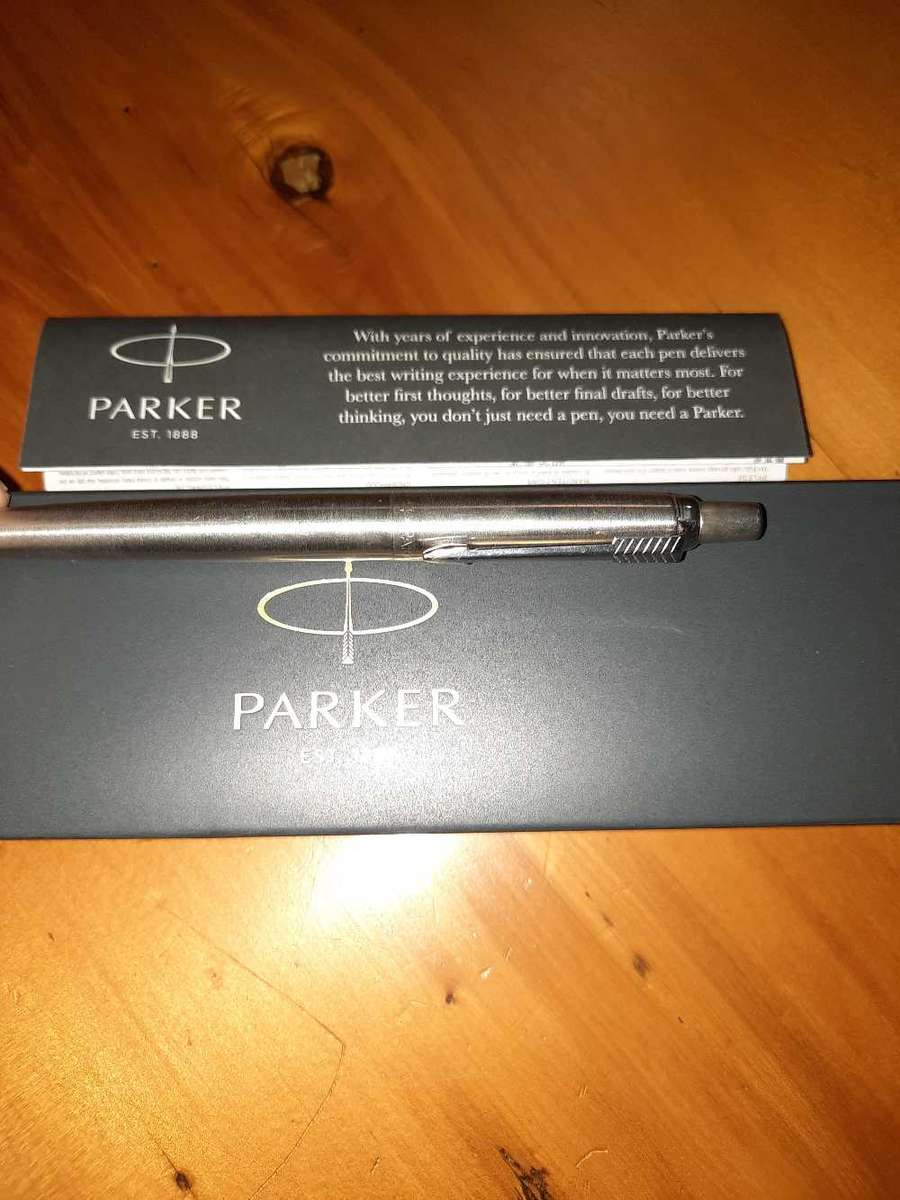 Pen PARKER Jotter monochrome black ballpoint.