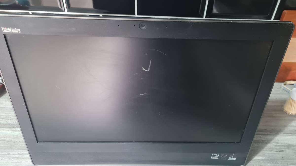 LENOVO THINKCENTRE ALL IN ONE CORE i3 4th GEN