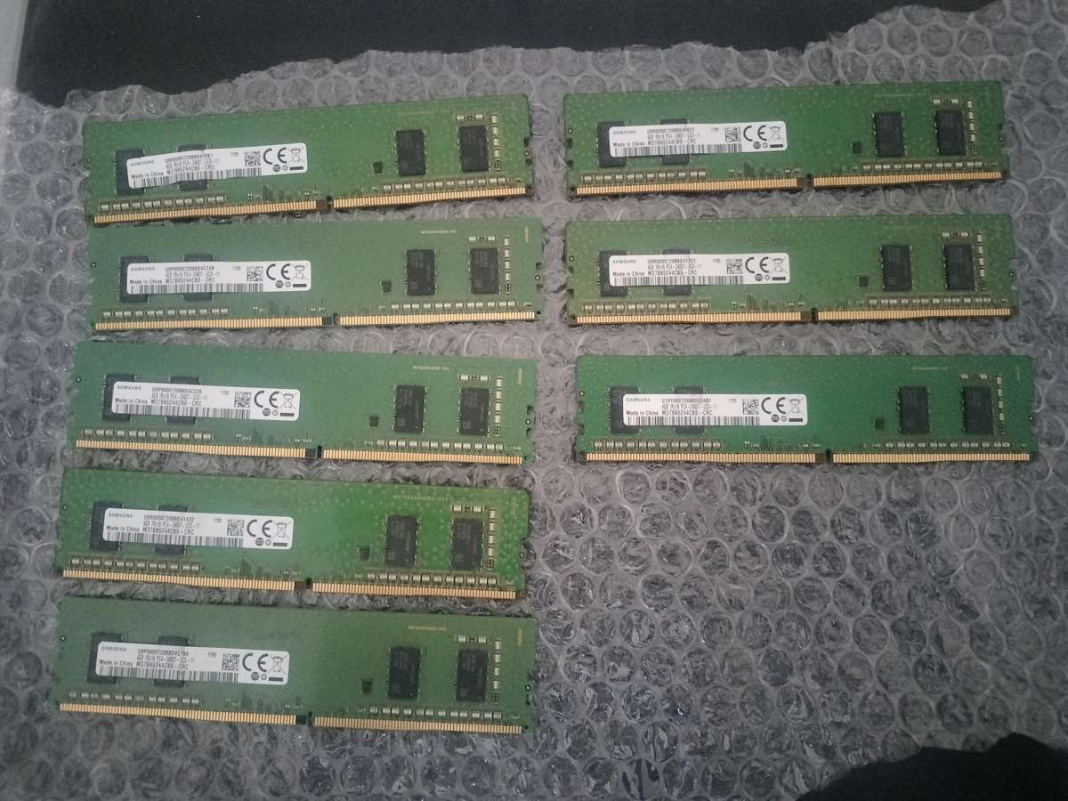 4GB DDR4 PC RAM STICKS