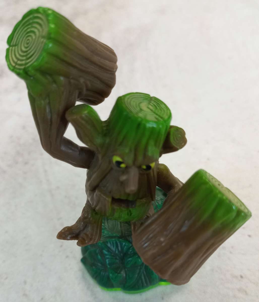 Stump Smash Figurine - Skylanders Spyros Adventure