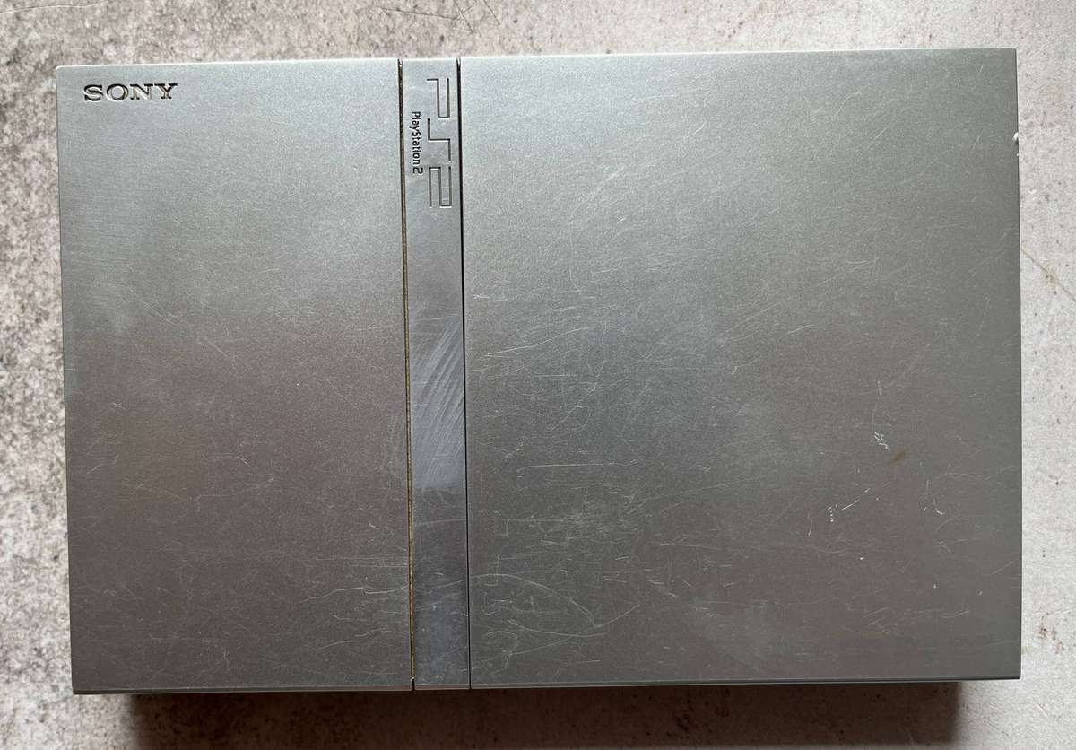 Sony PS2 Slim Silver Console + 5 Games Bundle