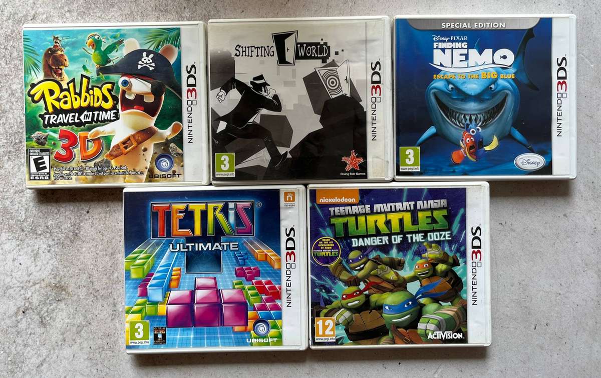 Nintendo 3DS Game Bundle  5 Games