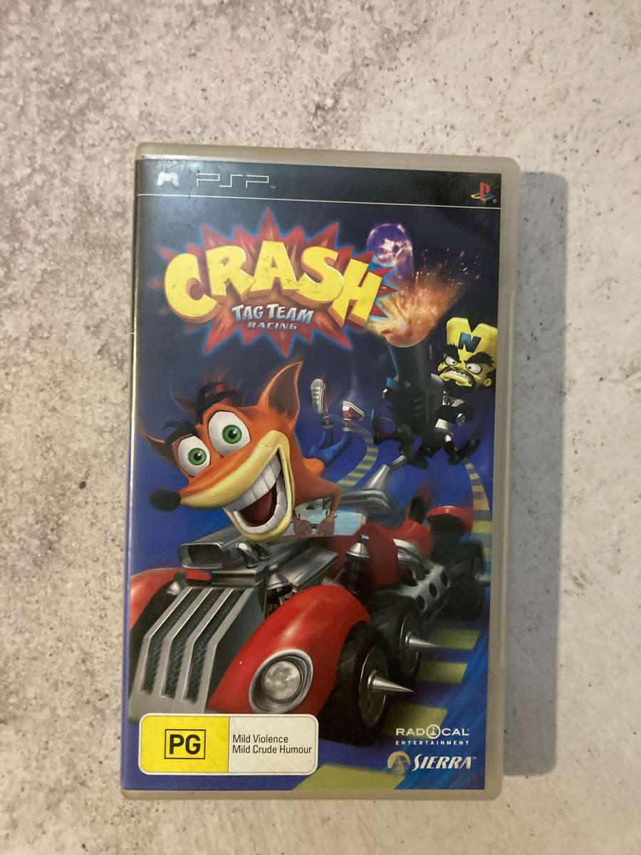 Crash Tag Team Racing (PSP) - Complete
