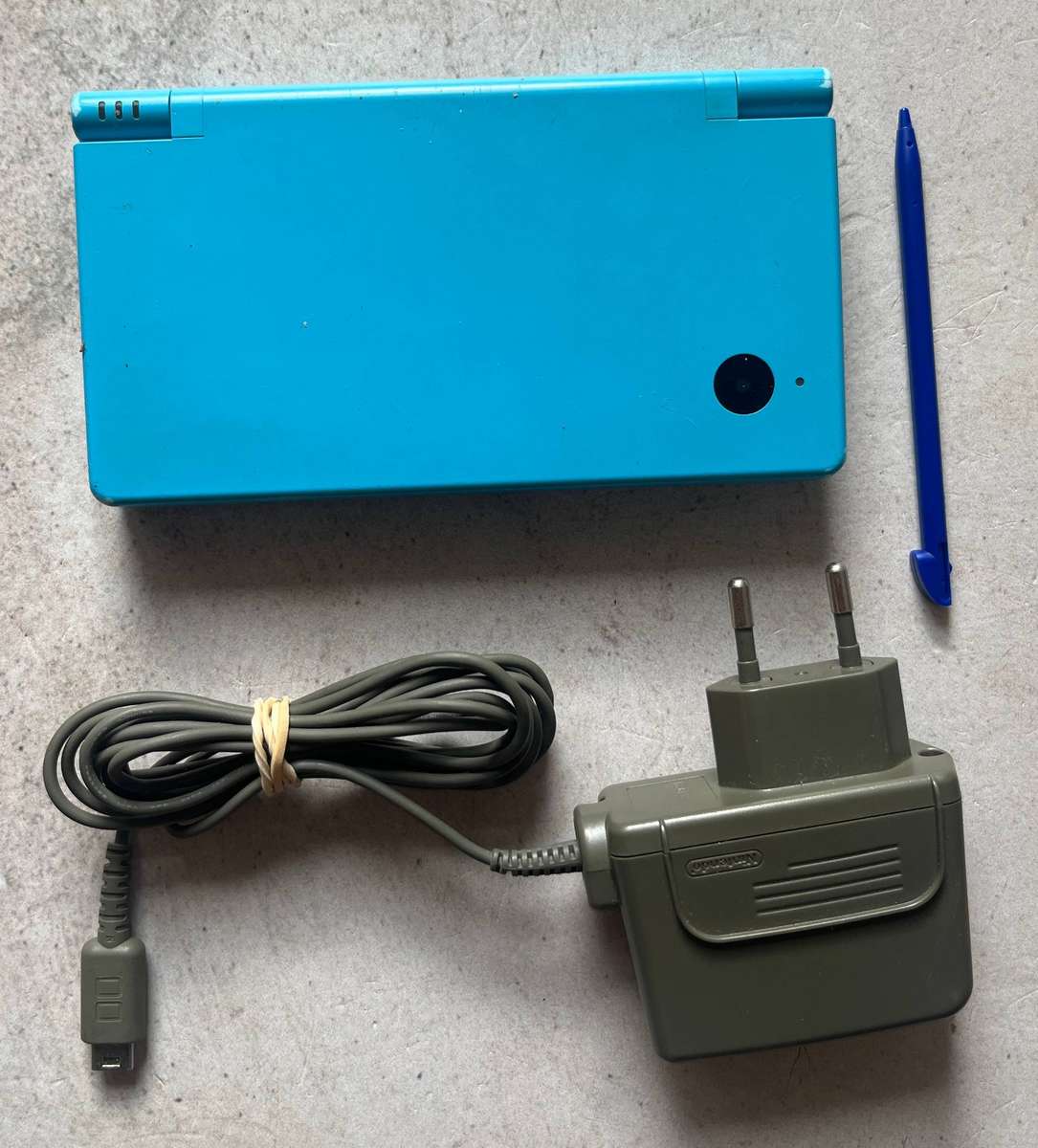 Blue Nintendo DS Console + 5 Games  Handheld Bundle