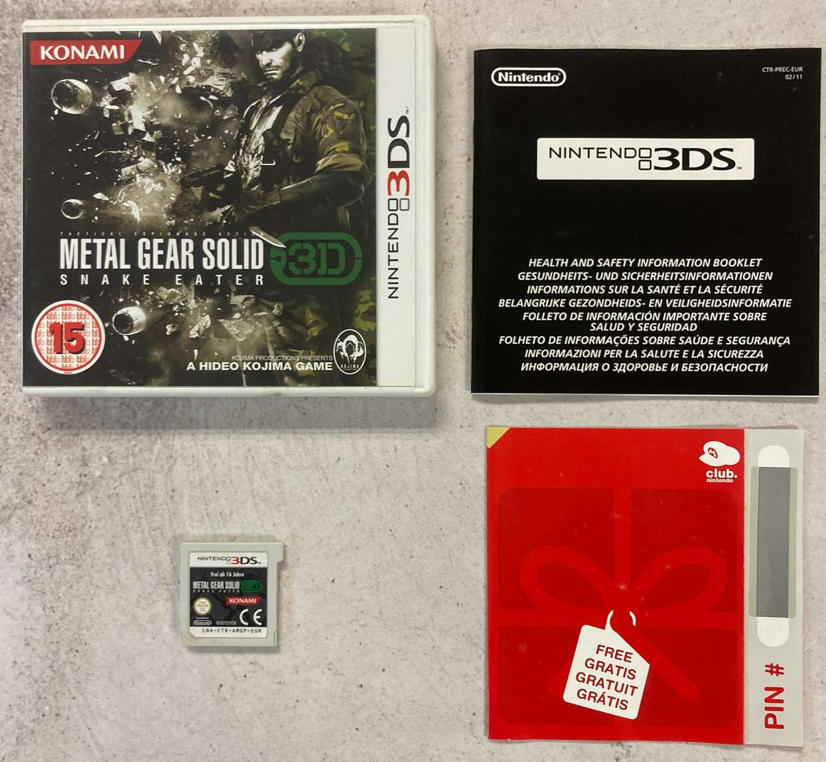 Metal Gear Solid 3D Snake Eater (Nintendo 3DS) - Complete