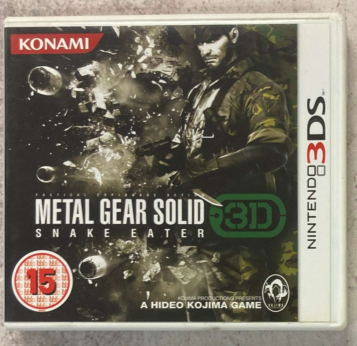 Metal Gear Solid 3D Snake Eater (Nintendo 3DS) - Complete