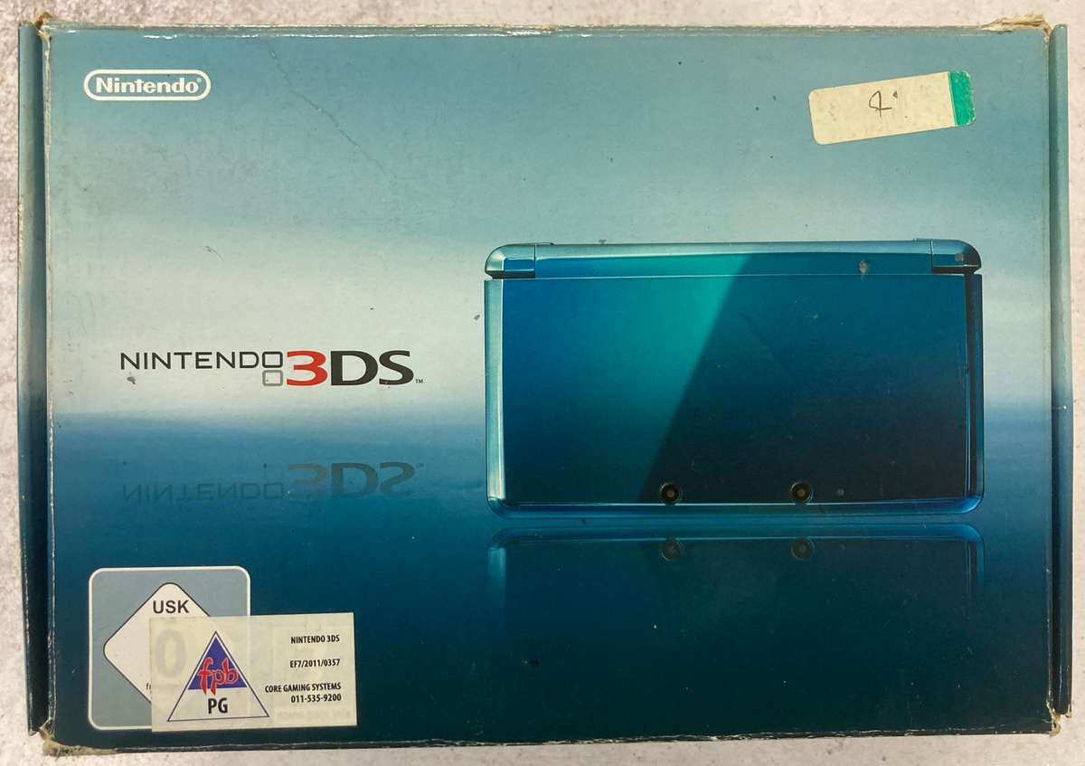 Nintendo 3Ds Handheld Console - Aqua Blue - In Original Box