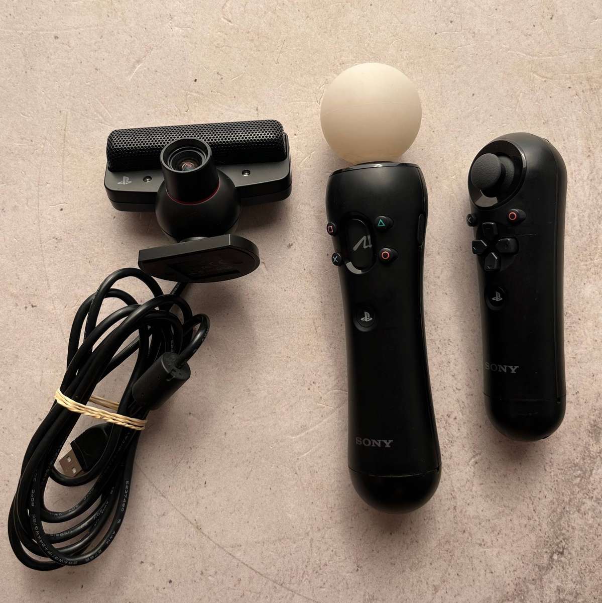 PlayStation Move Bundle | Motion Controller, Navigation Controller & PlayStation Eye Camera