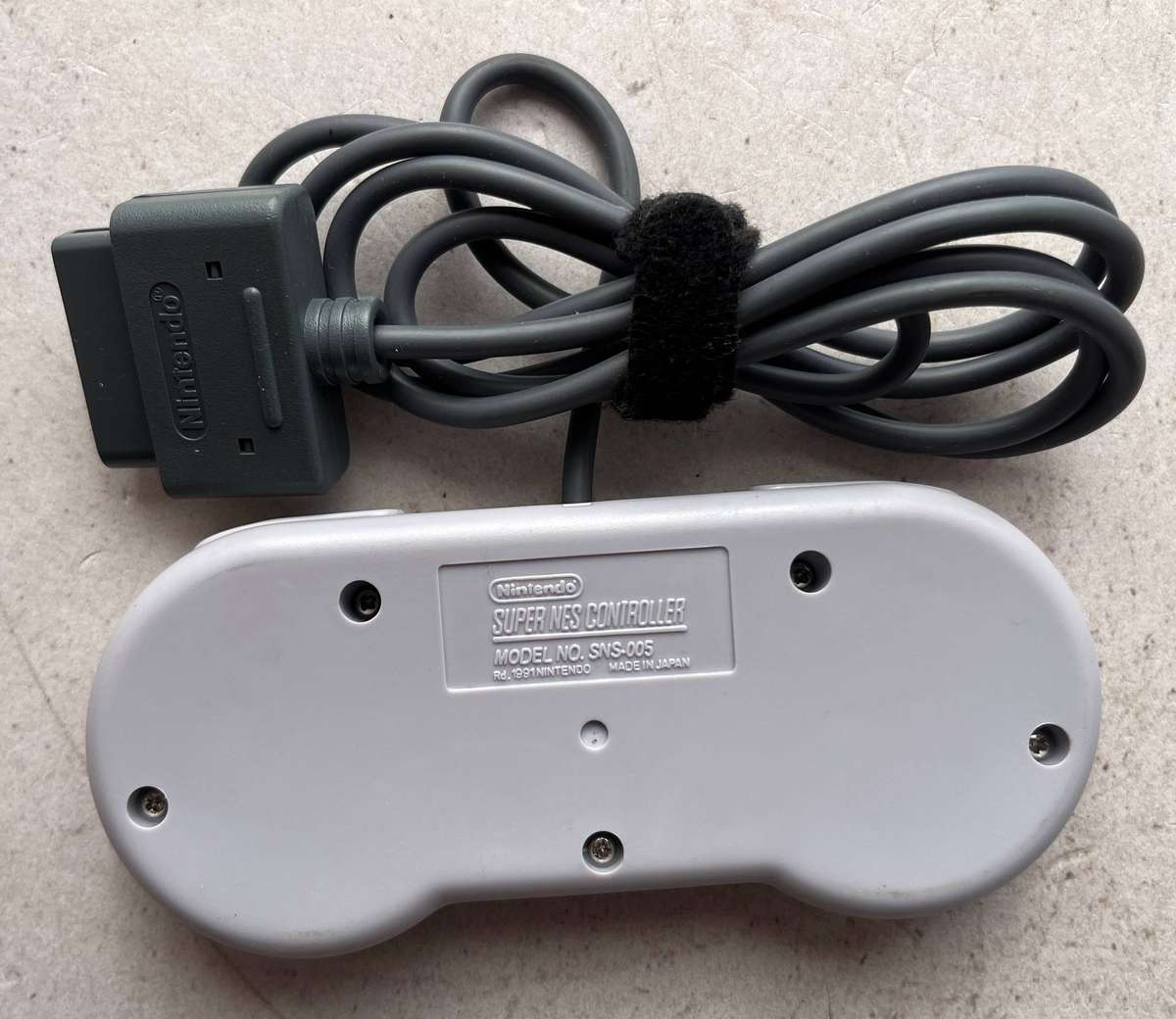 Official Super Nintendo (SNES) Controller - Complete in Box (CIB) | Genuine Nintendo Controller