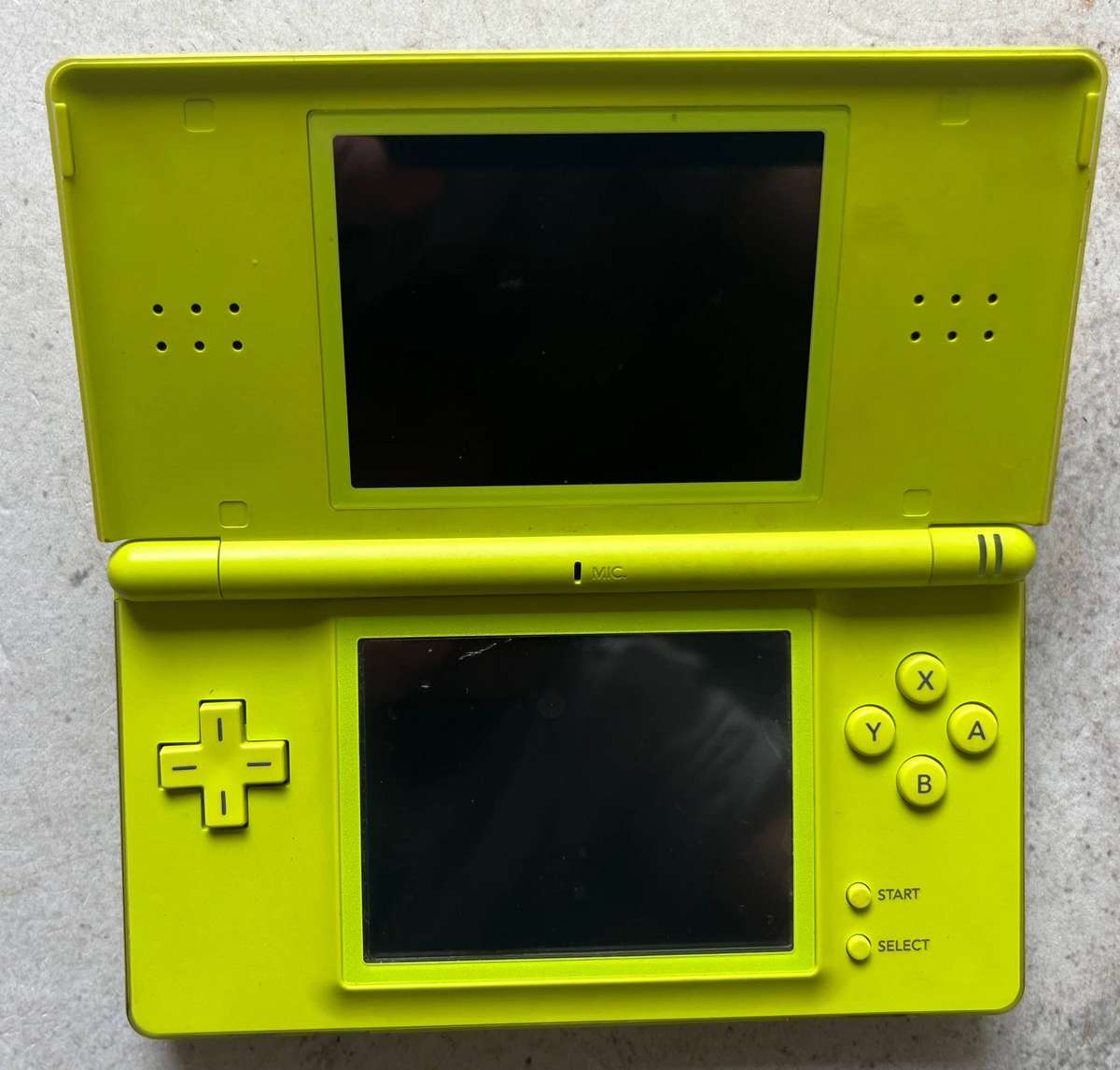 Nintendo DS Lite Green Console Bundle | Includes 6 Games & Charger | Genuine Nintendo DS Lite