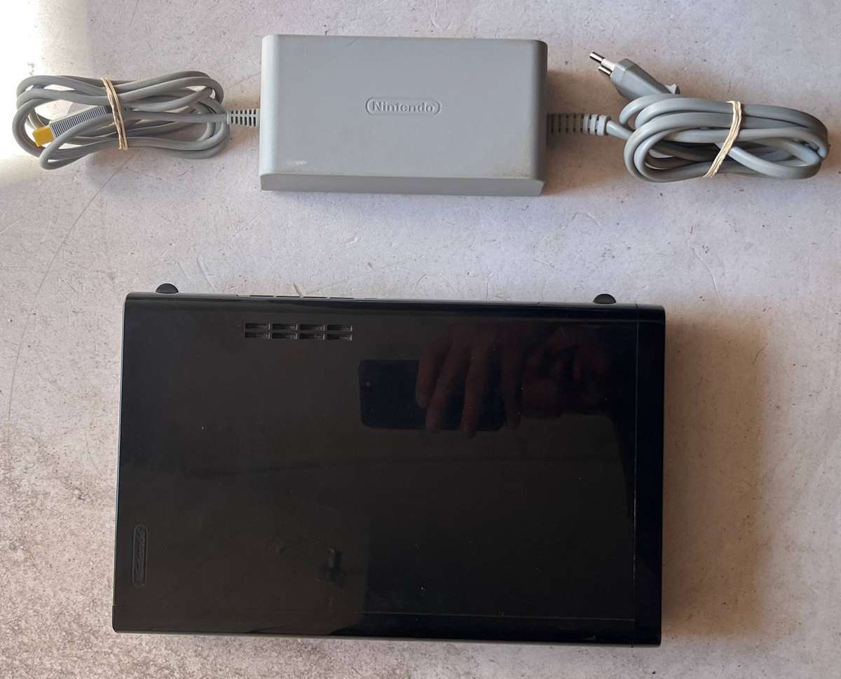 Nintendo Wii U Console Only  For Parts or Repair