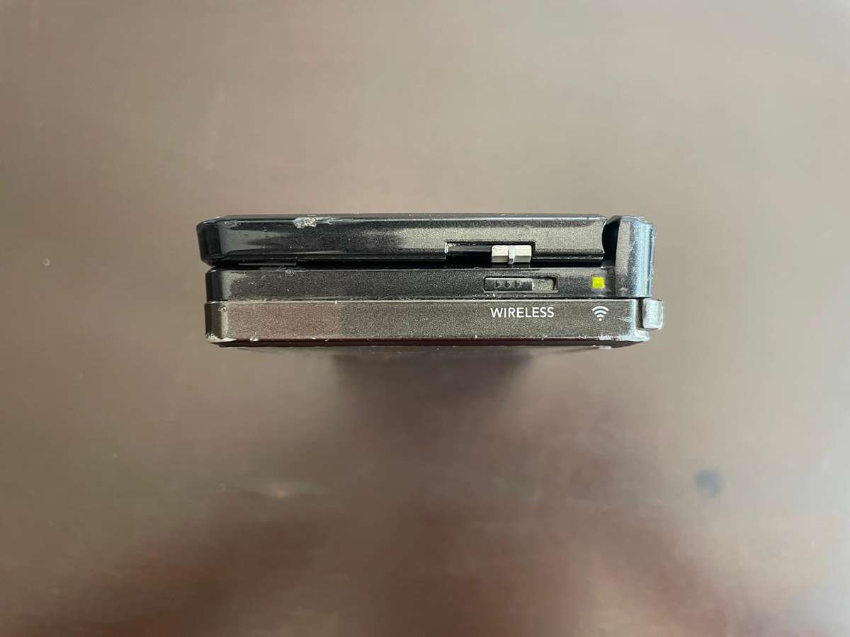 Black Nintendo 3DS