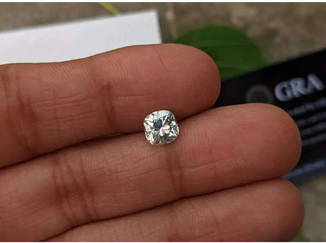 2. 00CT Cushion Shape Loose Moissanite Stone Excellent Cut D Color VVS1 GRA Certificate