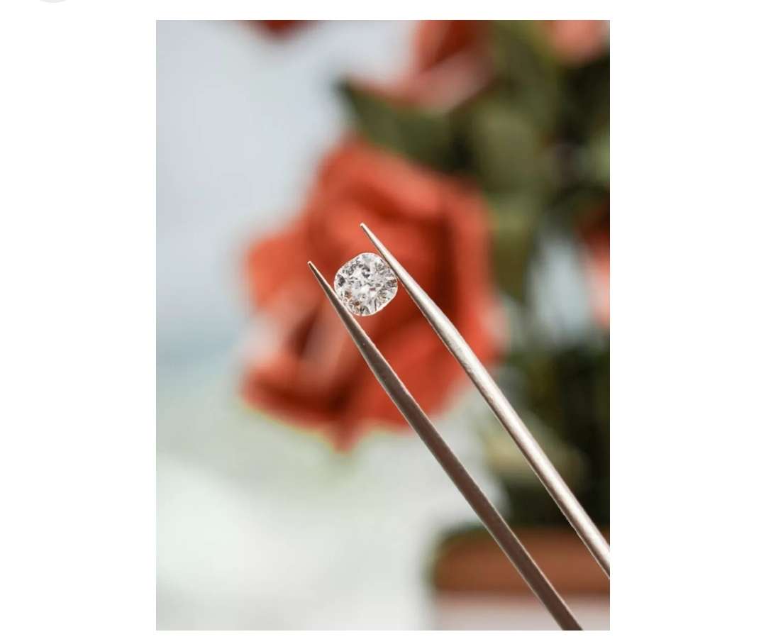 2. 00CT Cushion Shape Loose Moissanite Stone Excellent Cut D Color VVS1 GRA Certificate