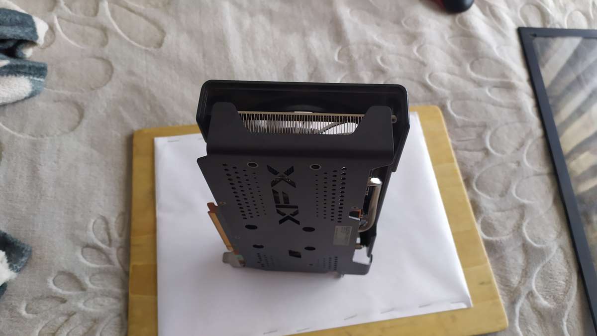 XFX Radeon RX 6500 XT Speedster QICK 4GB GDDR6 64-bit PCI-E 4.0 Desktop Graphics Card