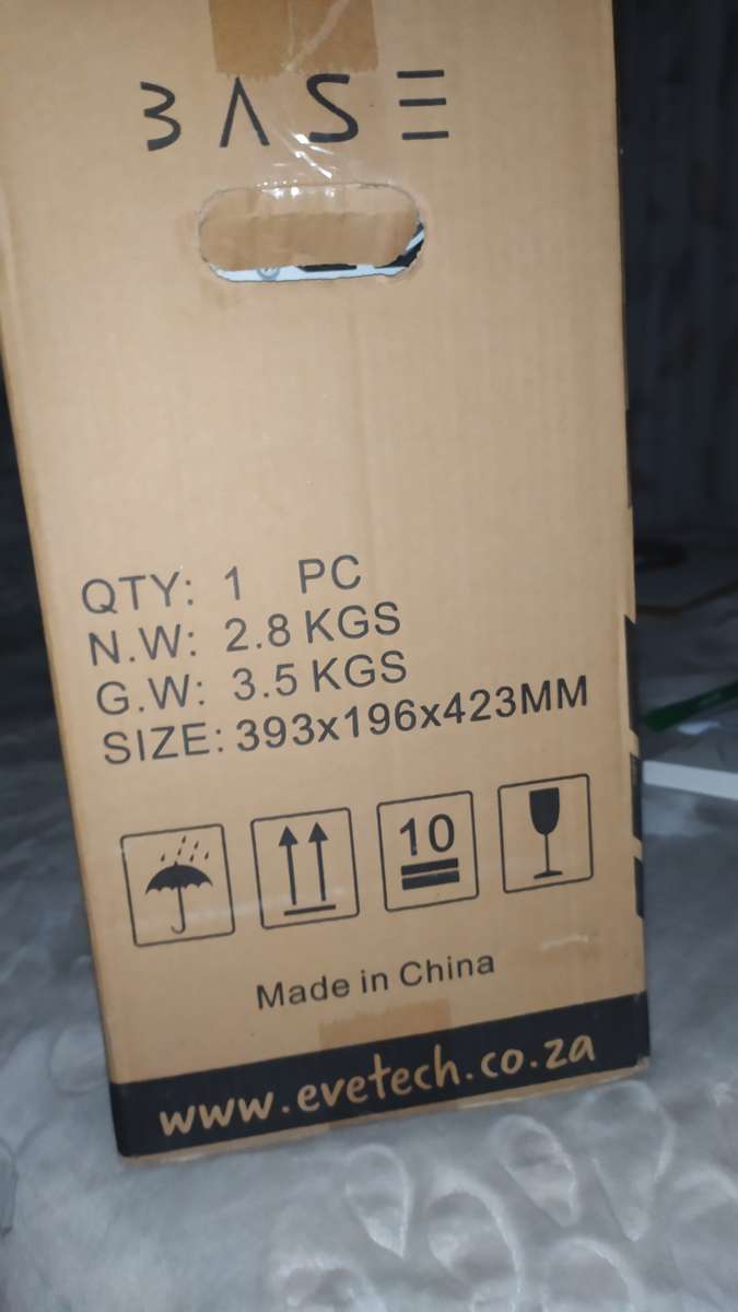 XFX Radeon RX 6500 XT Speedster QICK 4GB GDDR6 64-bit PCI-E 4.0 Desktop Graphics Card