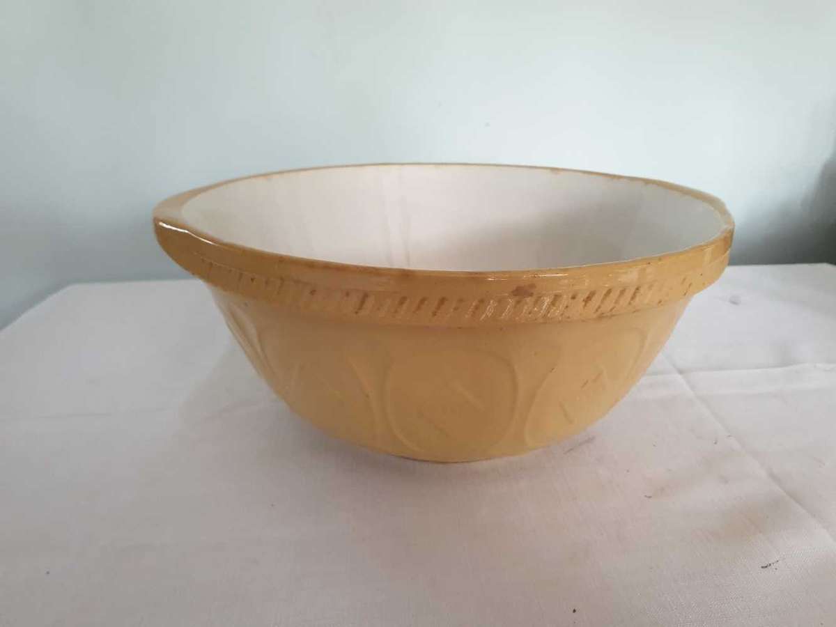 Vintage ceramic Gripstand mixing bowl by TG Green and Co