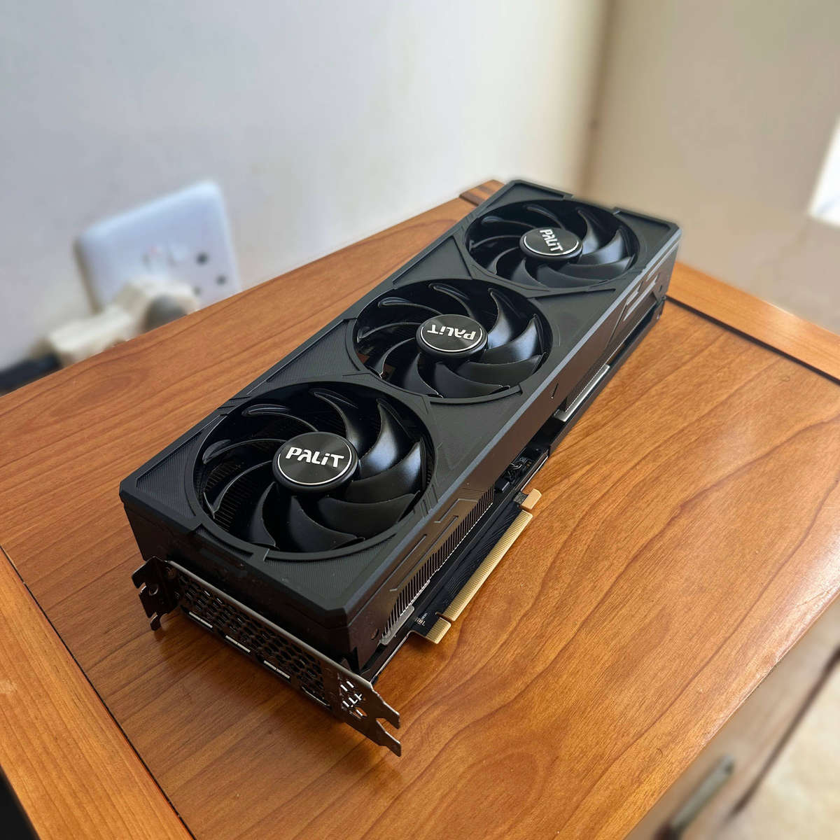 GeForce RTX 4080 SUPER Graphics Card (Palit)