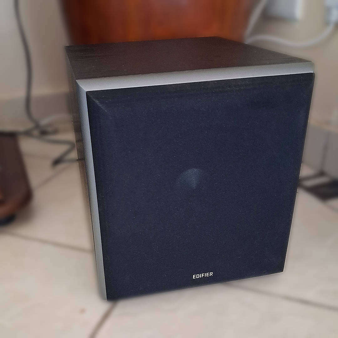 Powered Active Subwoofer (Edifier T5)