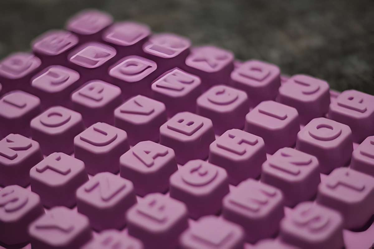 General Purpose Curing Silicone and Catalyst - 1 Kg - Purple