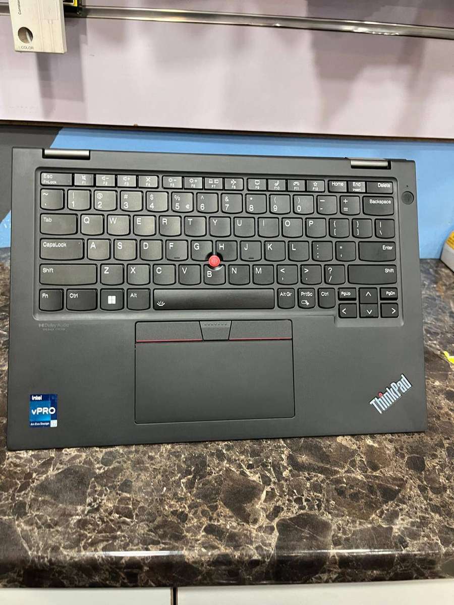 Lenovo ThinkPad X13 13.3-inch WUXGA Intel Core i7-1255U 16GB RAM 512GB SSD 4G Win 10 Pro Laptop