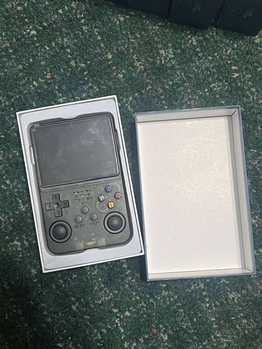 R36S Handheld Gaming Console BLACK