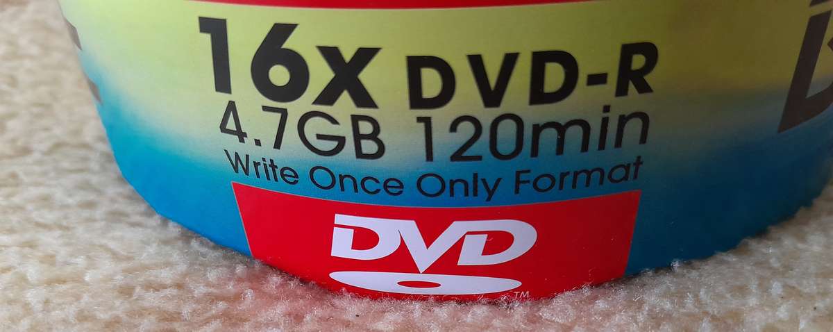Baseline 16x DVD-R 4.7GB Printable 37 pcs + 5 free Verbatim CD-R