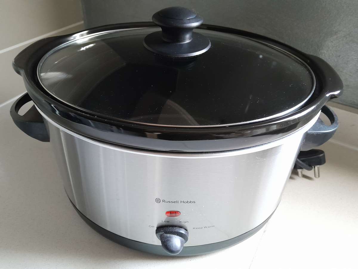 Russel Hobbs classic slow cooker