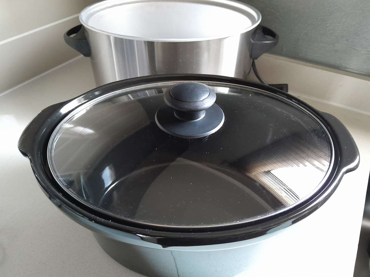 Russel Hobbs classic slow cooker