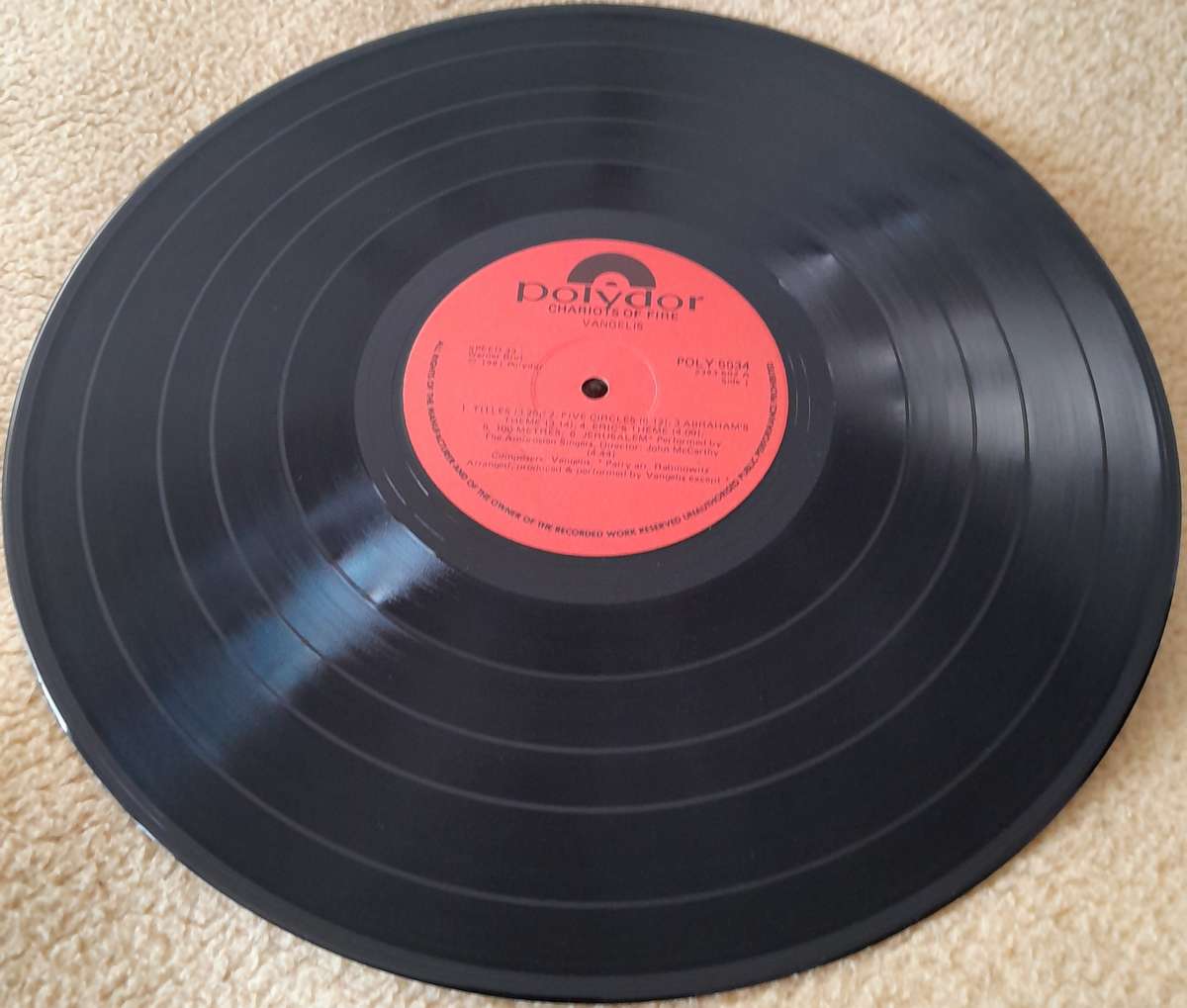 Chariots of Fire vinyl LP Record - Collector's Item - Music by Vangelis - Relive those memories!