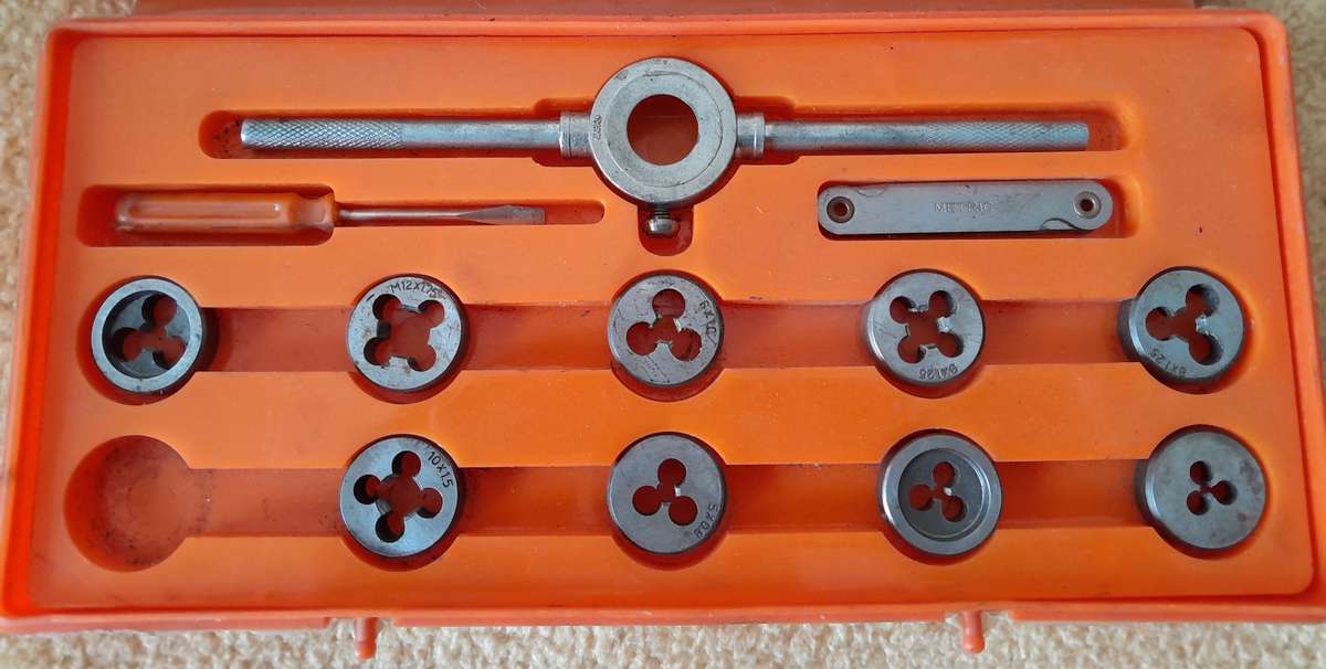 Tap and Die Set (1 tap and 1 die missing in action - see pictures)